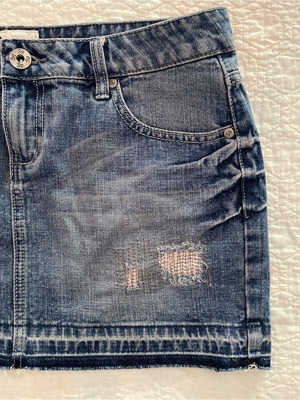 SO - Juniors Size 11 Distressed Denim Mini Skirt - Picture 2 of 11